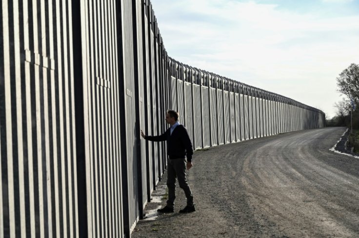 Prime Minister Kyriakos Mitsotakis is pressing his tough-on-migration policy on the campaign trail